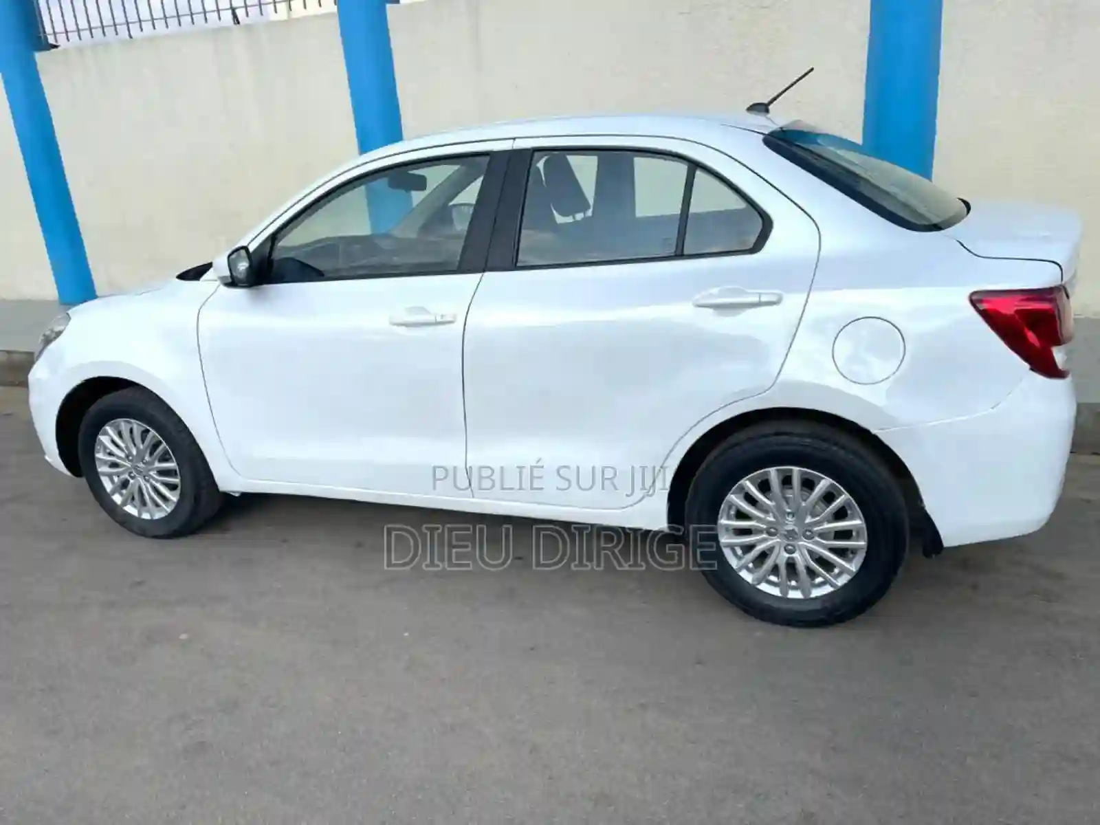 Suzuki Dzire 2023 Blanc - Vue 7