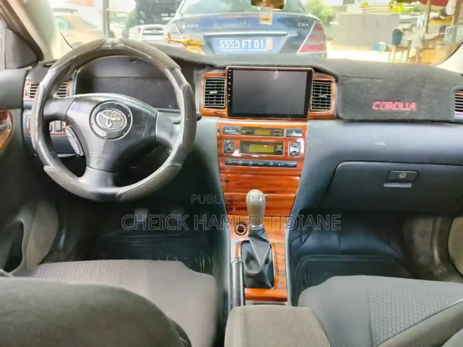 Toyota Corolla 2004 Noir Mat - Vue 1