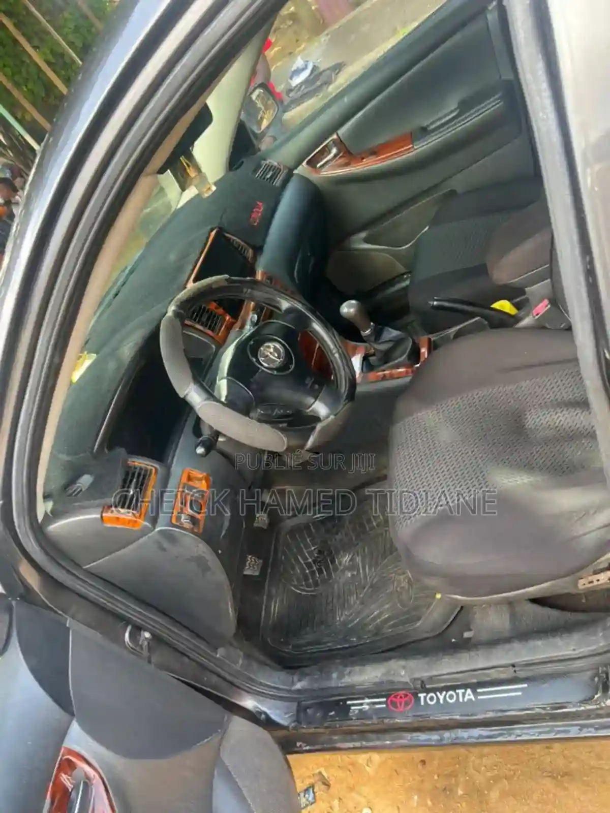 Toyota Corolla 2004 Noir Mat - Vue 2