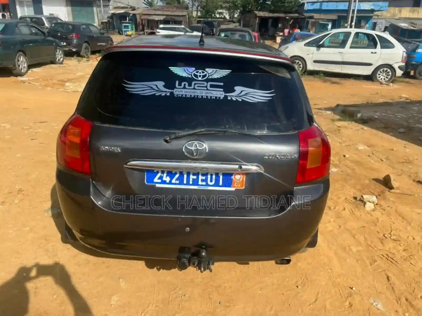 Toyota Corolla 2004 Noir Mat - Vue 4