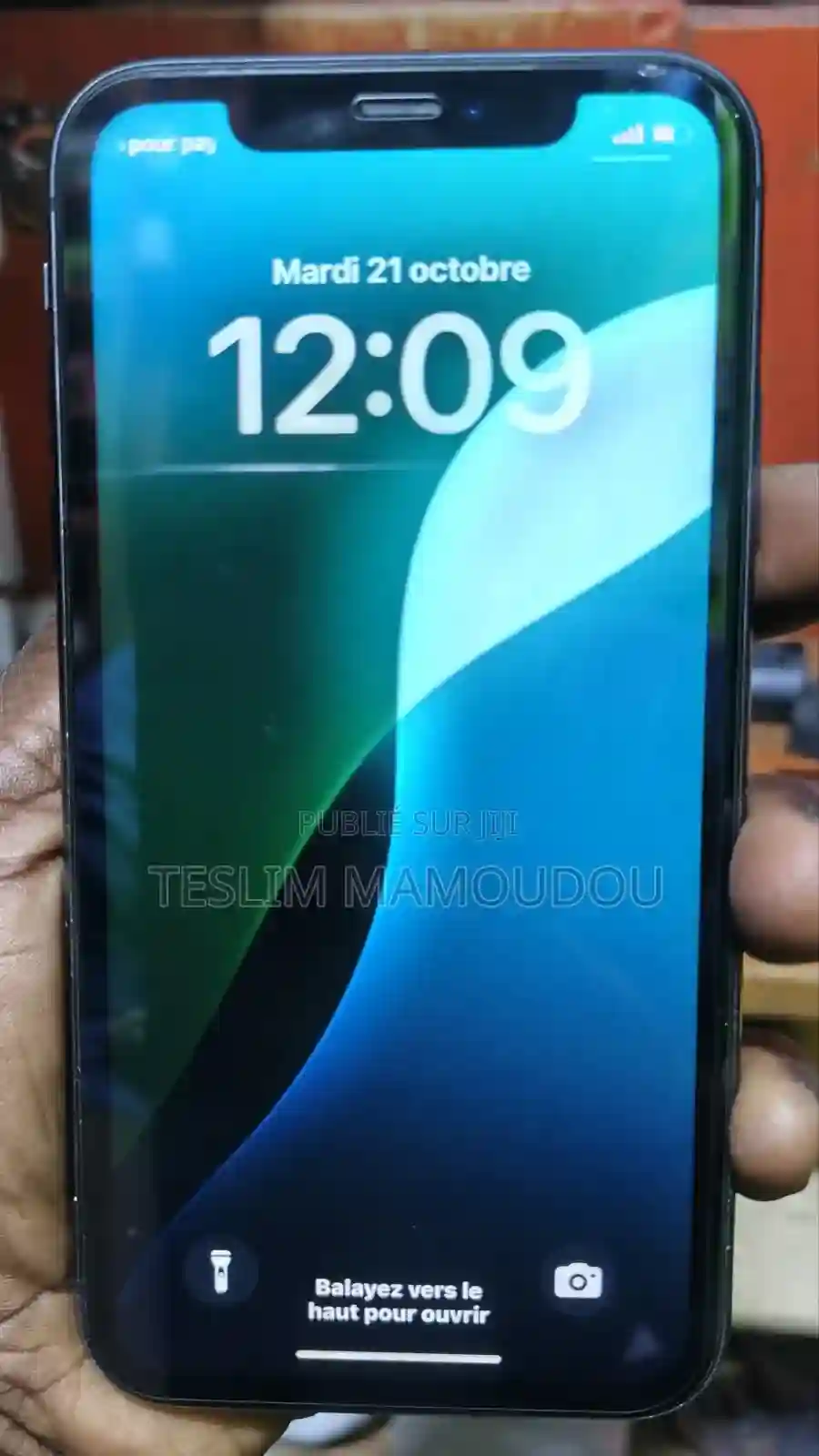 Apple Iphone 11 64 GB Gris - Vue 1