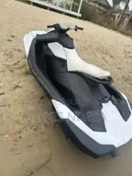 Jet Ski Spark 2015 Marche Avant à Abidjan