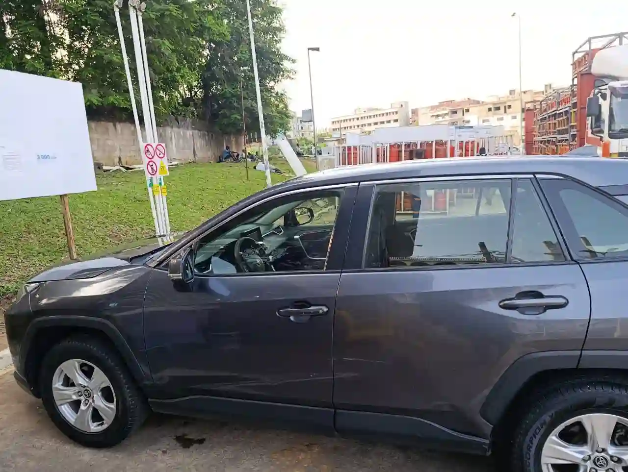 TOYOTA RAV 4 EN VENTE  - Vue 1