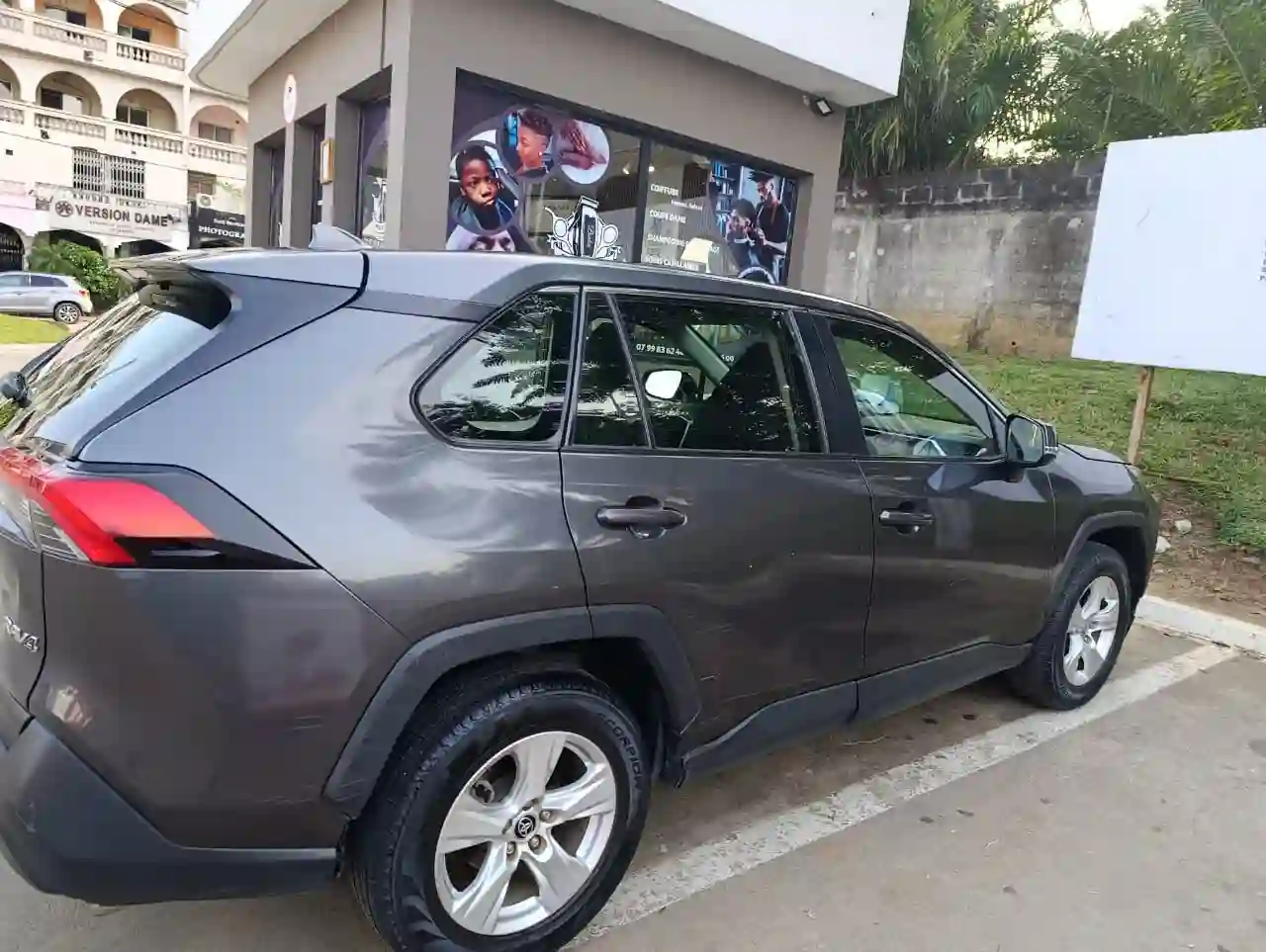 TOYOTA RAV 4 EN VENTE  - Vue 2