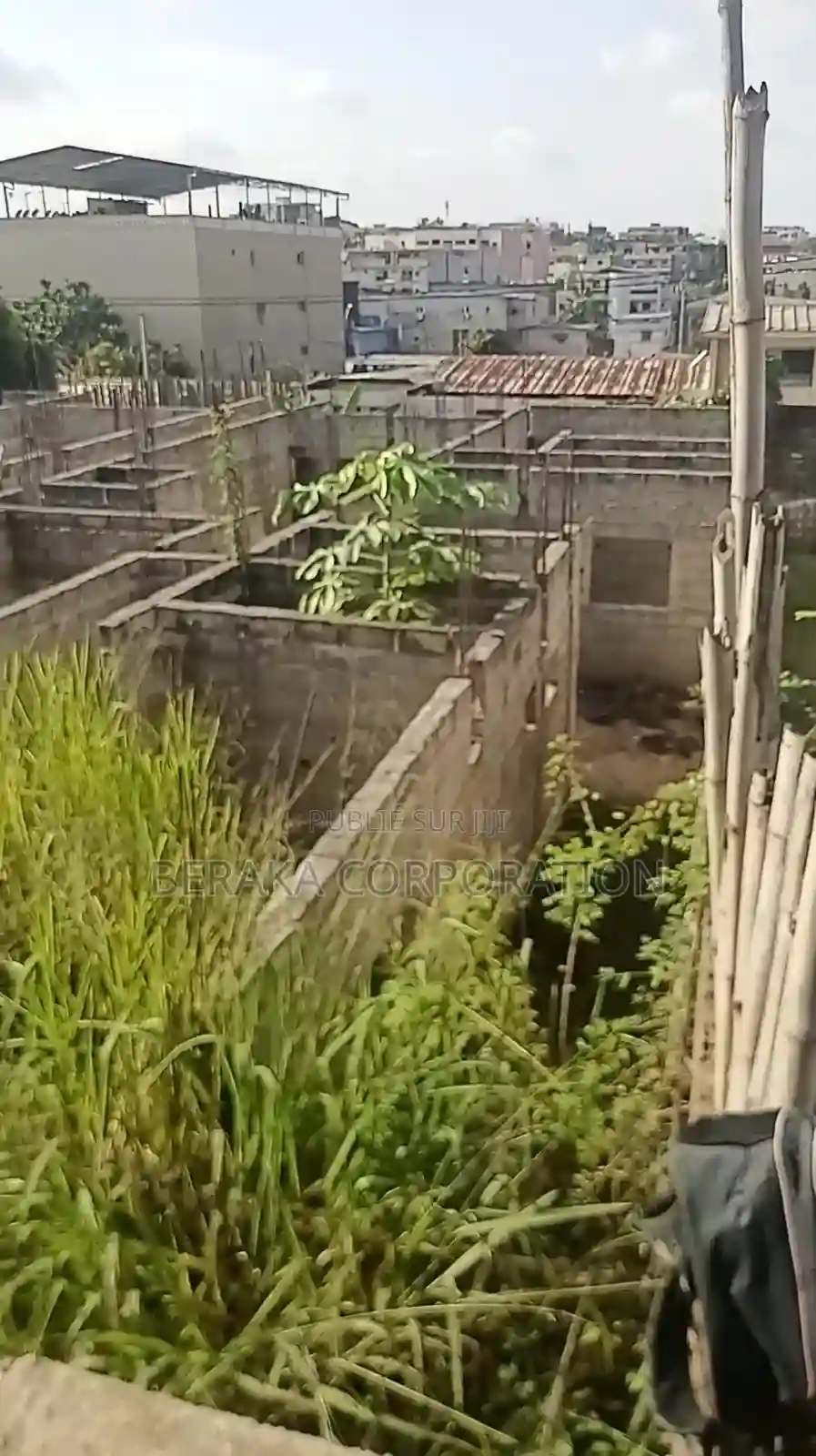1chbre Appartement Dans Beraka Corporation Cocody à Vendre - Vue 6