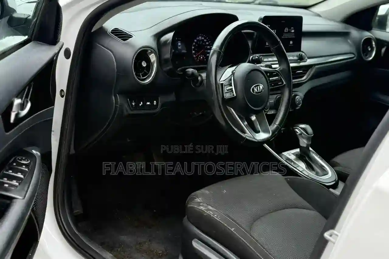 Kia Forte EX 2020 Blanc - Vue 3