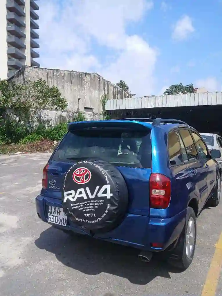 TOYOTA RAV4 EN VENTE 