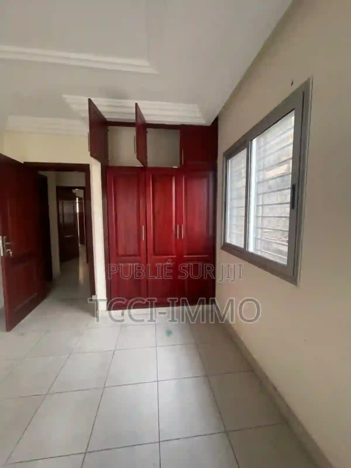 4chbre Appartement Dans Tcci Sarl Cocody à Louer