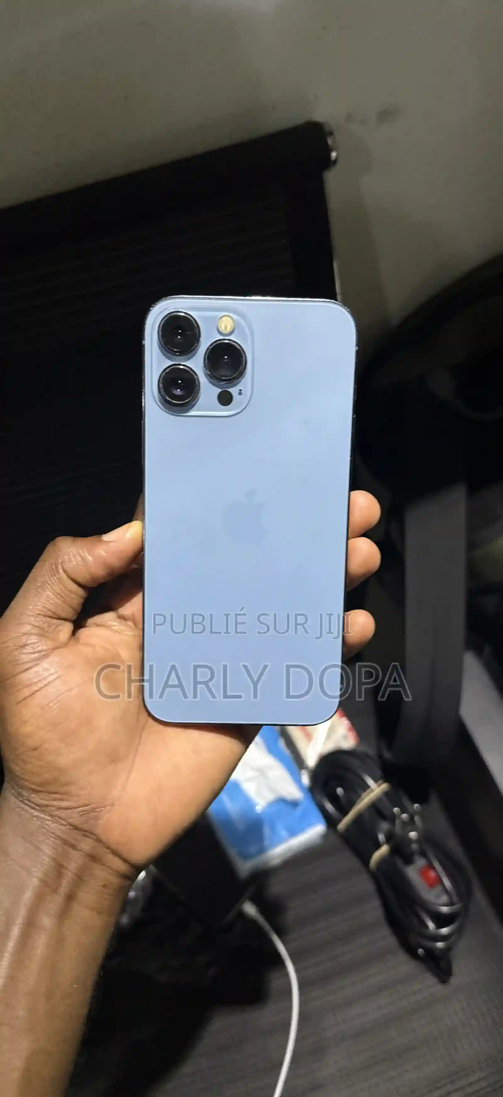 Apple Iphone 13 Pro Max 128 GB Bleu - Vue 3