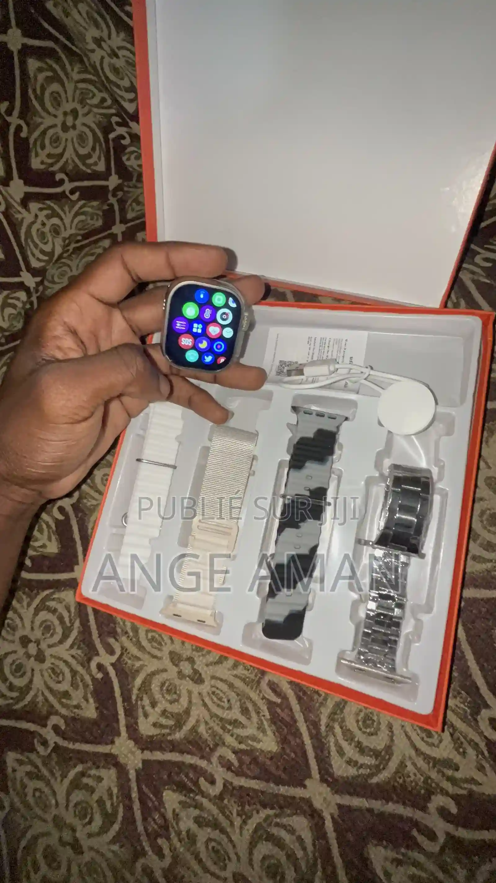 Smart Watch Ultra 2 + 4 Bracelets De Rechange – Montre Connectée - Vue 2