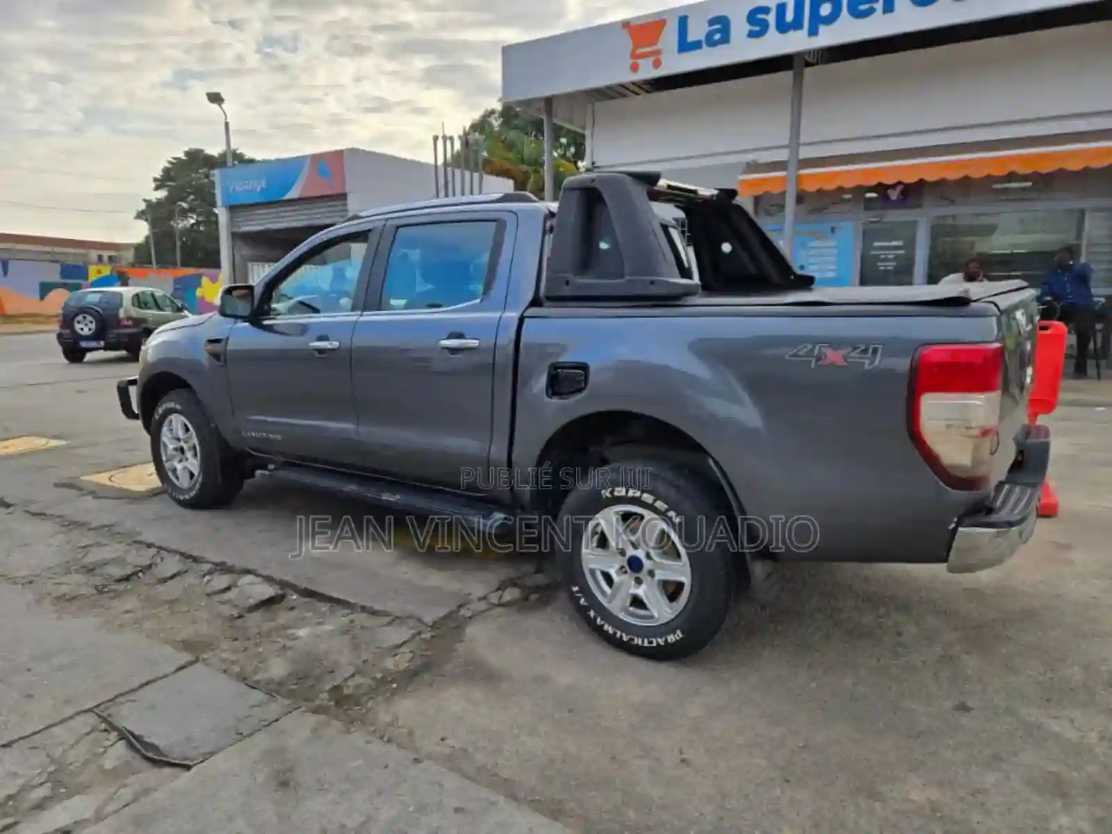 Ford Ranger Wildtrak 2013 Turquoise - Vue 3