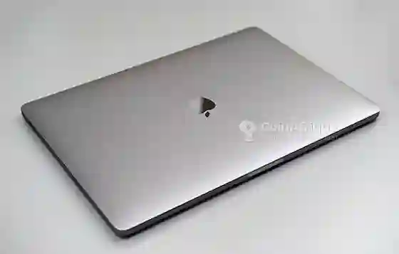 Macbook pro 2016 i7 16gb512ssd