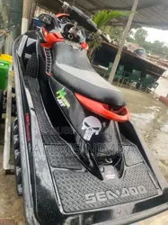 Jetski 255 RXP Année 2009 à Abidjan