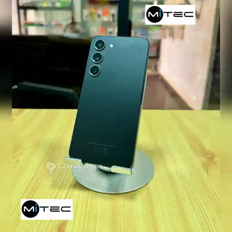 Samsung S23 - 5G - 8 GB - 128 GB - Snapdragon 8 Gen 2 - 50 Mpx