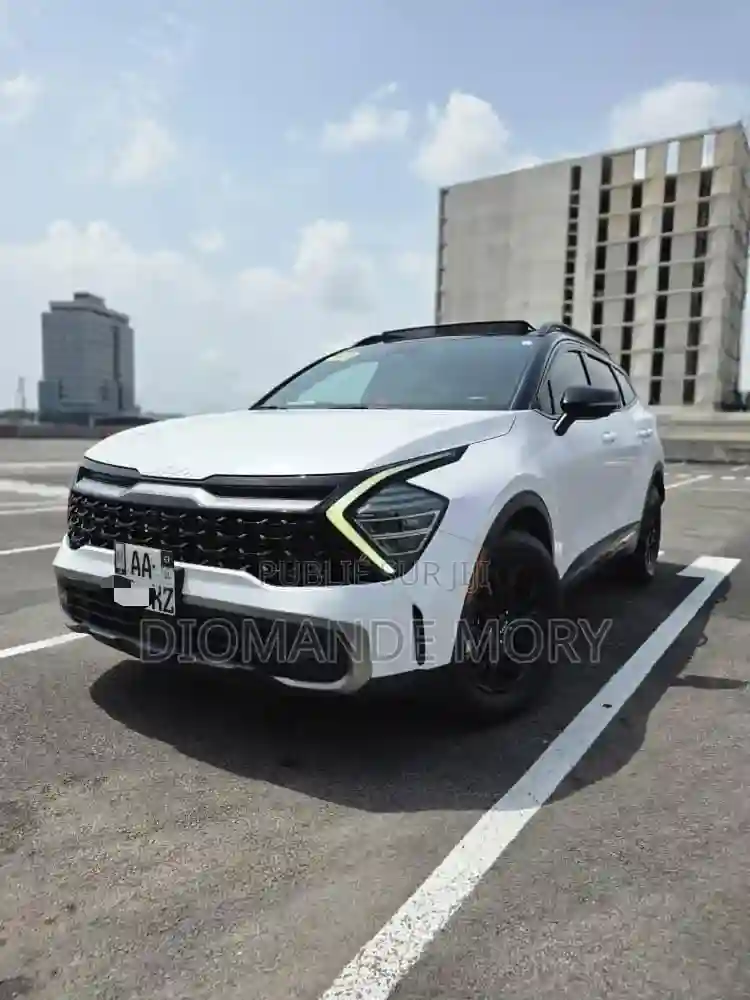 Kia Sportage X-line 2023 Blanc - Vue 1