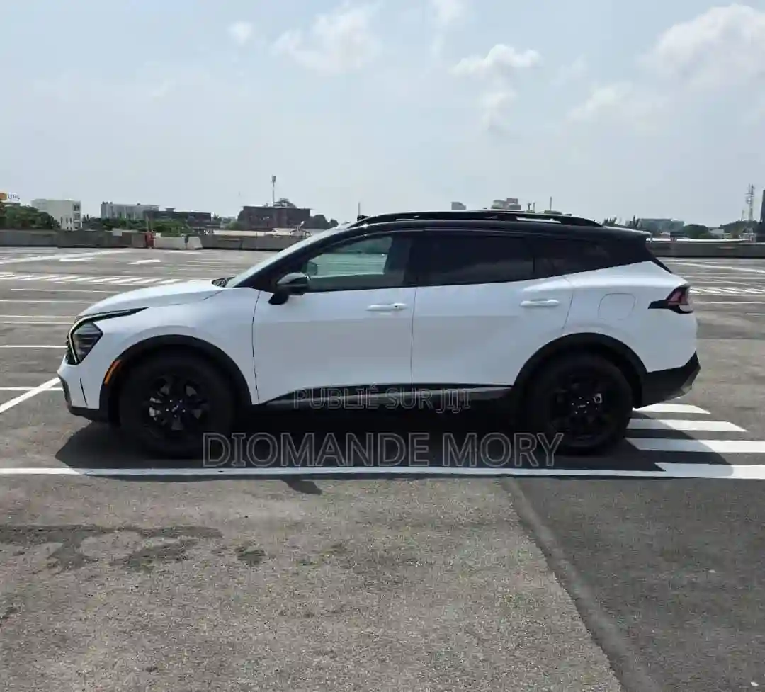 Kia Sportage X-line 2023 Blanc - Vue 4