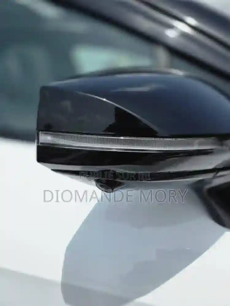 Kia Sportage X-line 2023 Blanc - Vue 5