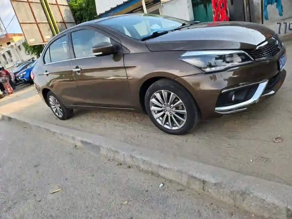 SUZUKI CIAZ EN VENTE  - Vue 3