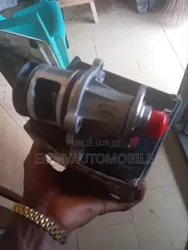 Pompe À Eau E46 à Abidjan