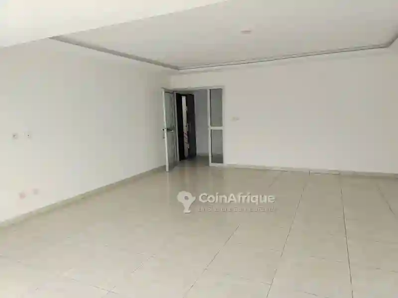 Location Appartements 3 Pièces - Cocody Riviera 3 - Vue 1