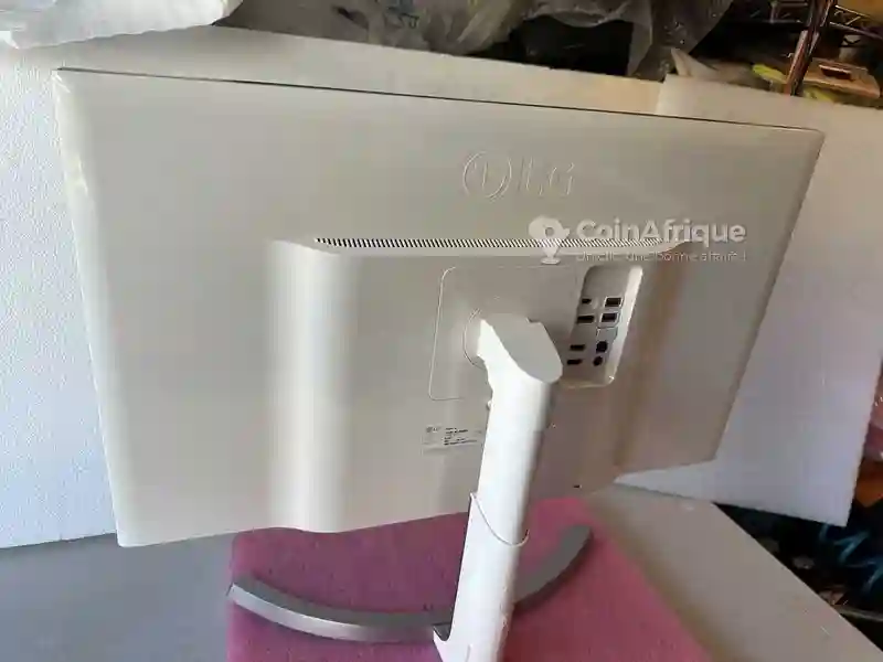 Moniteur LG 27ud88-w 27&quot 4K IPS Usb-c - Vue 1