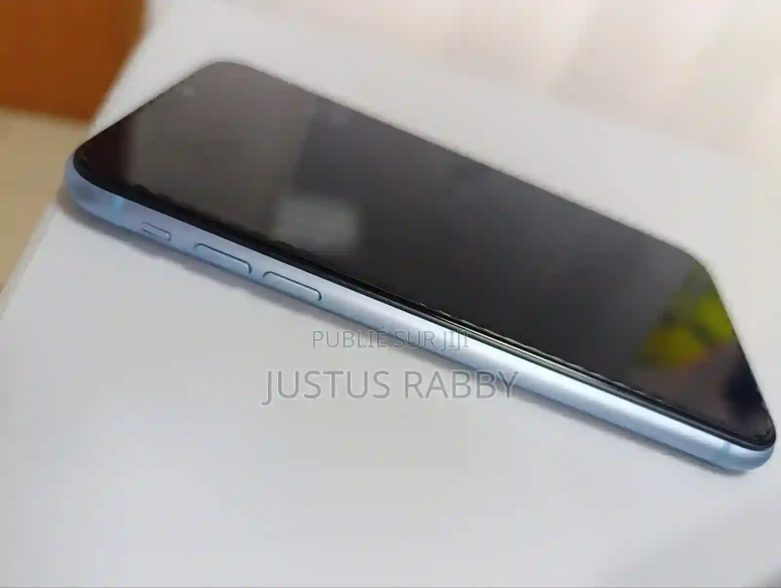 Apple Iphone XR 64 GB Blue - Vue 4