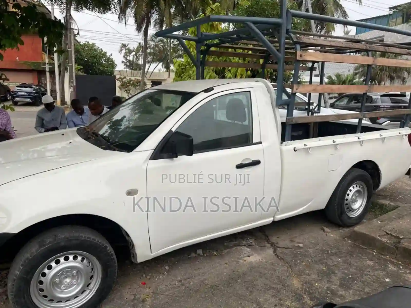 Mitsubishi L200 2015 Blanc Cassé - Vue 1
