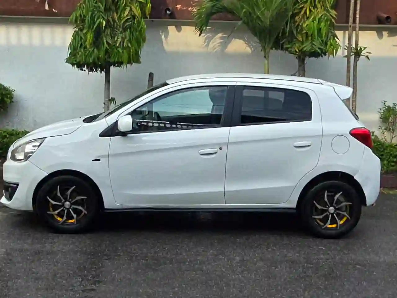 Mitsubishi Space start  - Vue 1