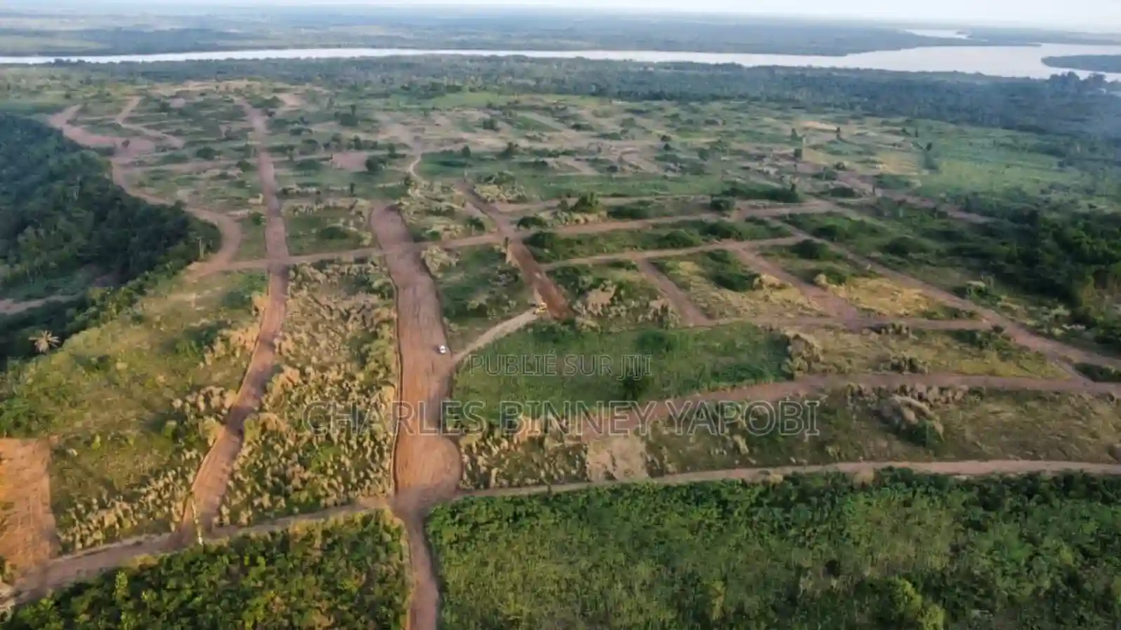 Terrain en Vente a Bingerville Eloka - Vue 2