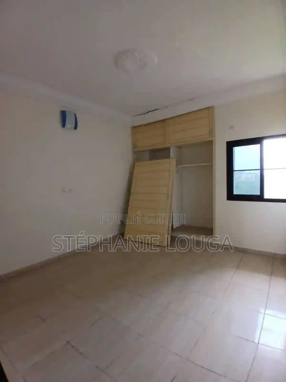 2chbre Appartement Dans Mockeyville Cité Grand-bassam à Louer - Vue 5