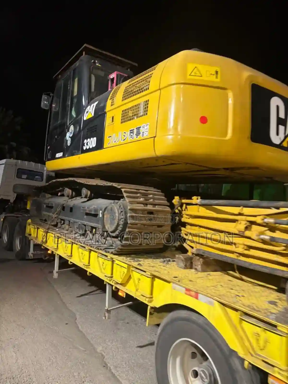 Machine 330d en Vente - Vue 2