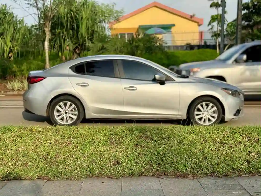 Mazda 3 en vente 