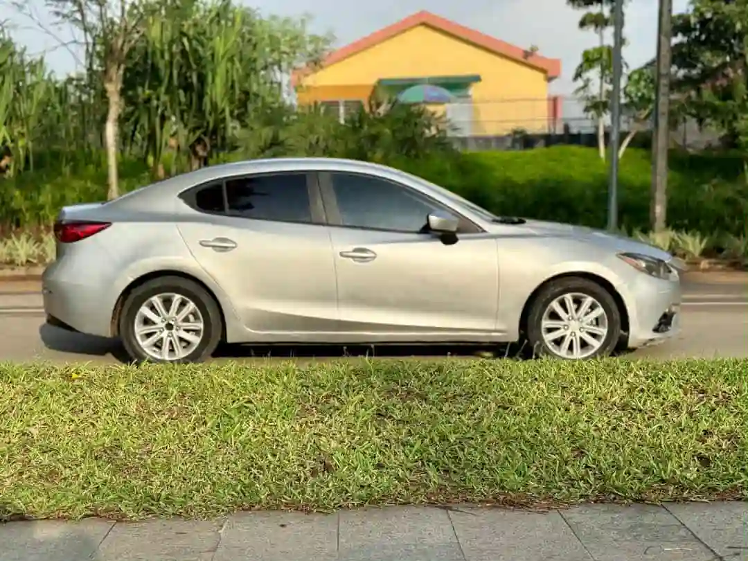 Mazda 3 en vente  - Vue 2