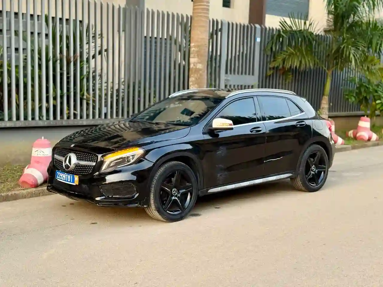 MERCEDES GLA 250  - Vue 2