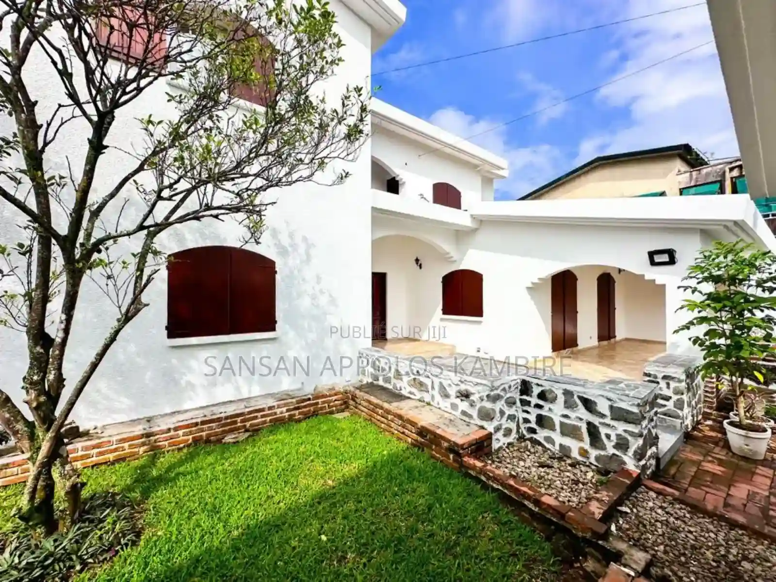 7chbre Duplex Dans Une Magnifique Villa Cocody à Vendre - Vue 5