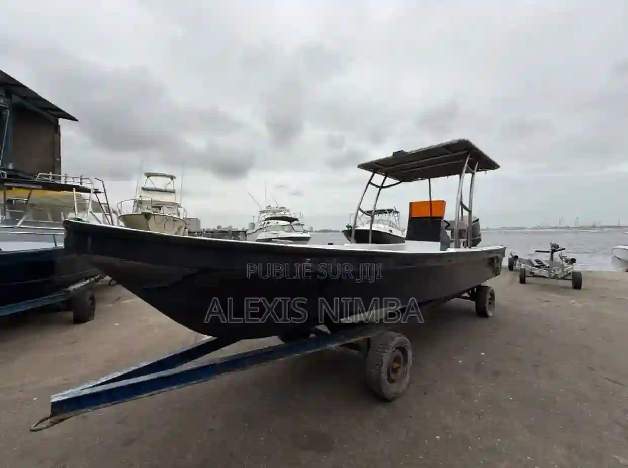 Bateau Barracuda Coque D’origine 300cv Yamaha