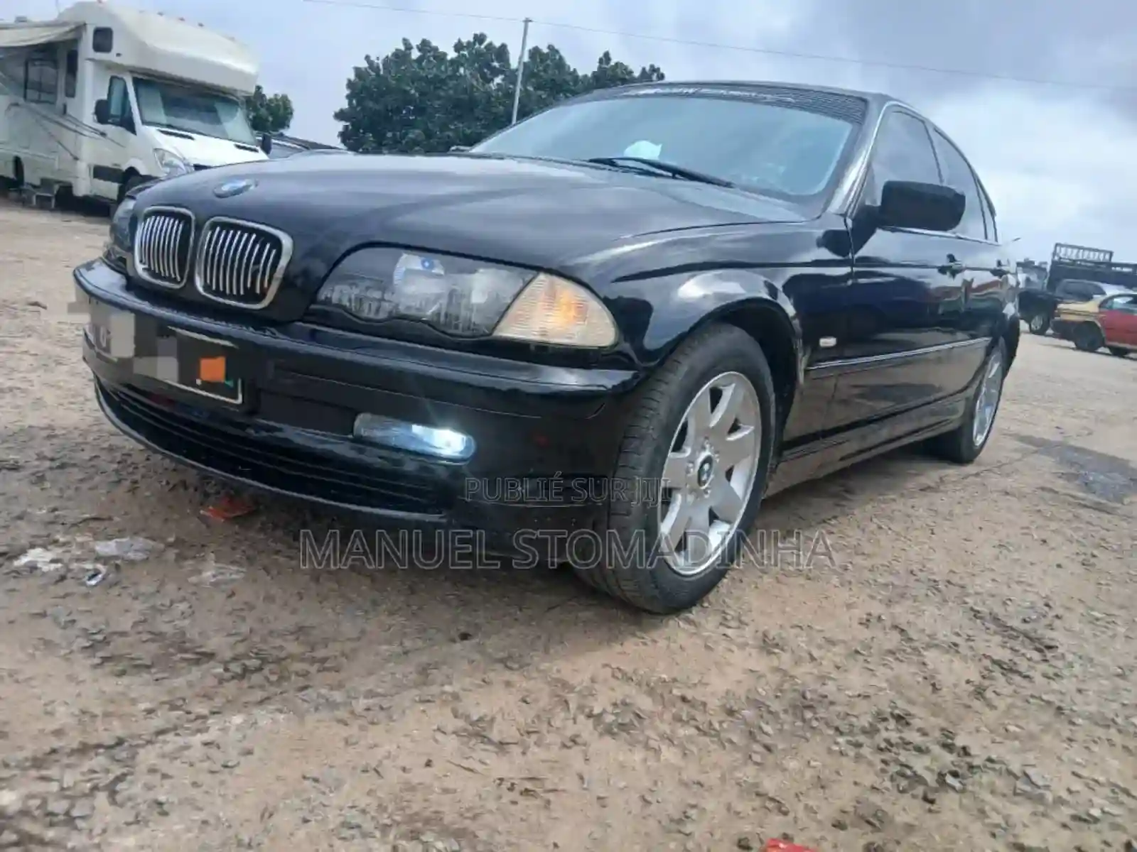 BMW 3 Series 2004 Black - Vue 4