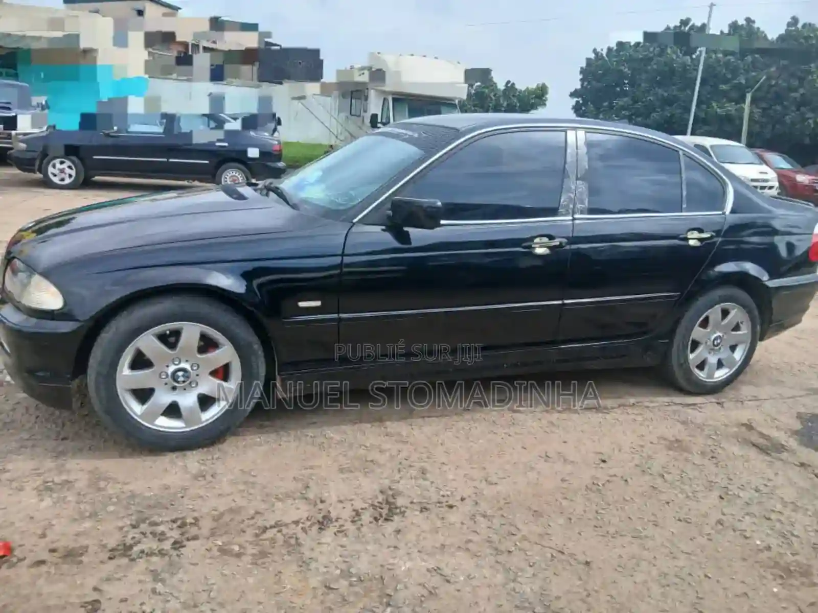 BMW 3 Series 2004 Black - Vue 8