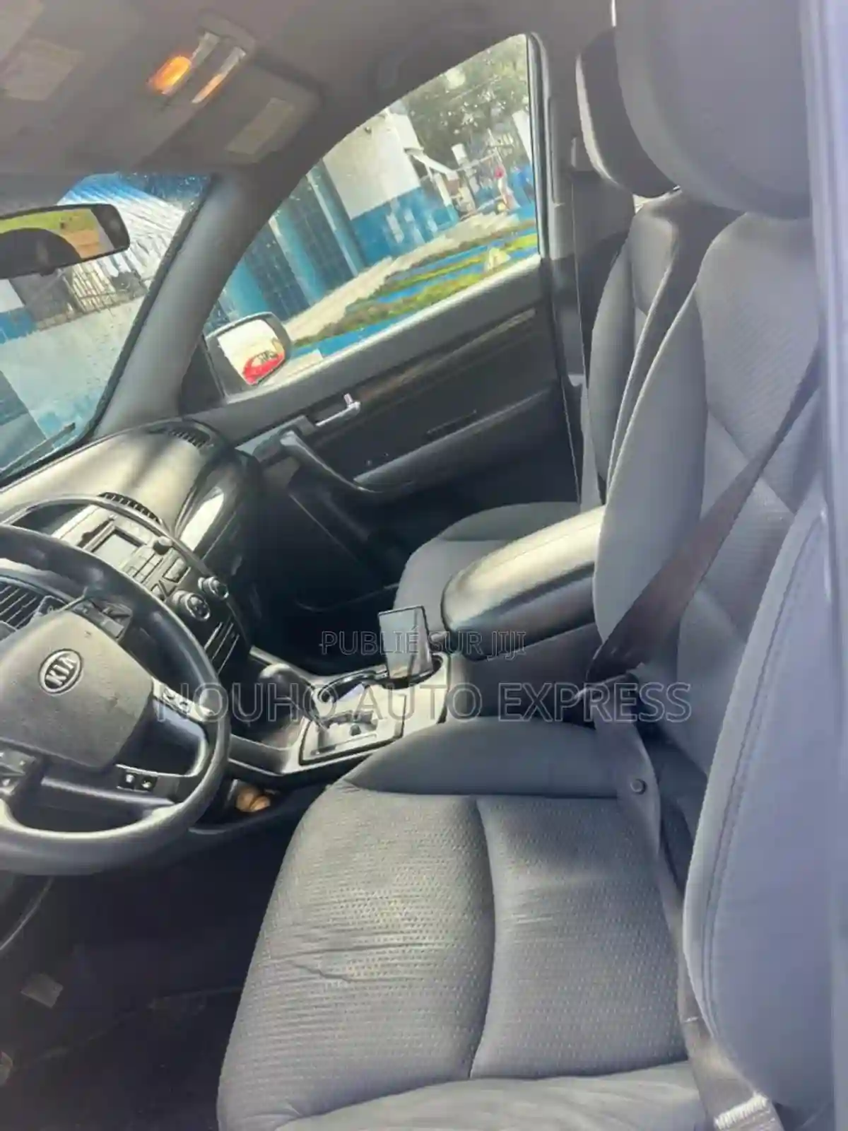 Kia Sorento 2011 Blanc - Vue 10