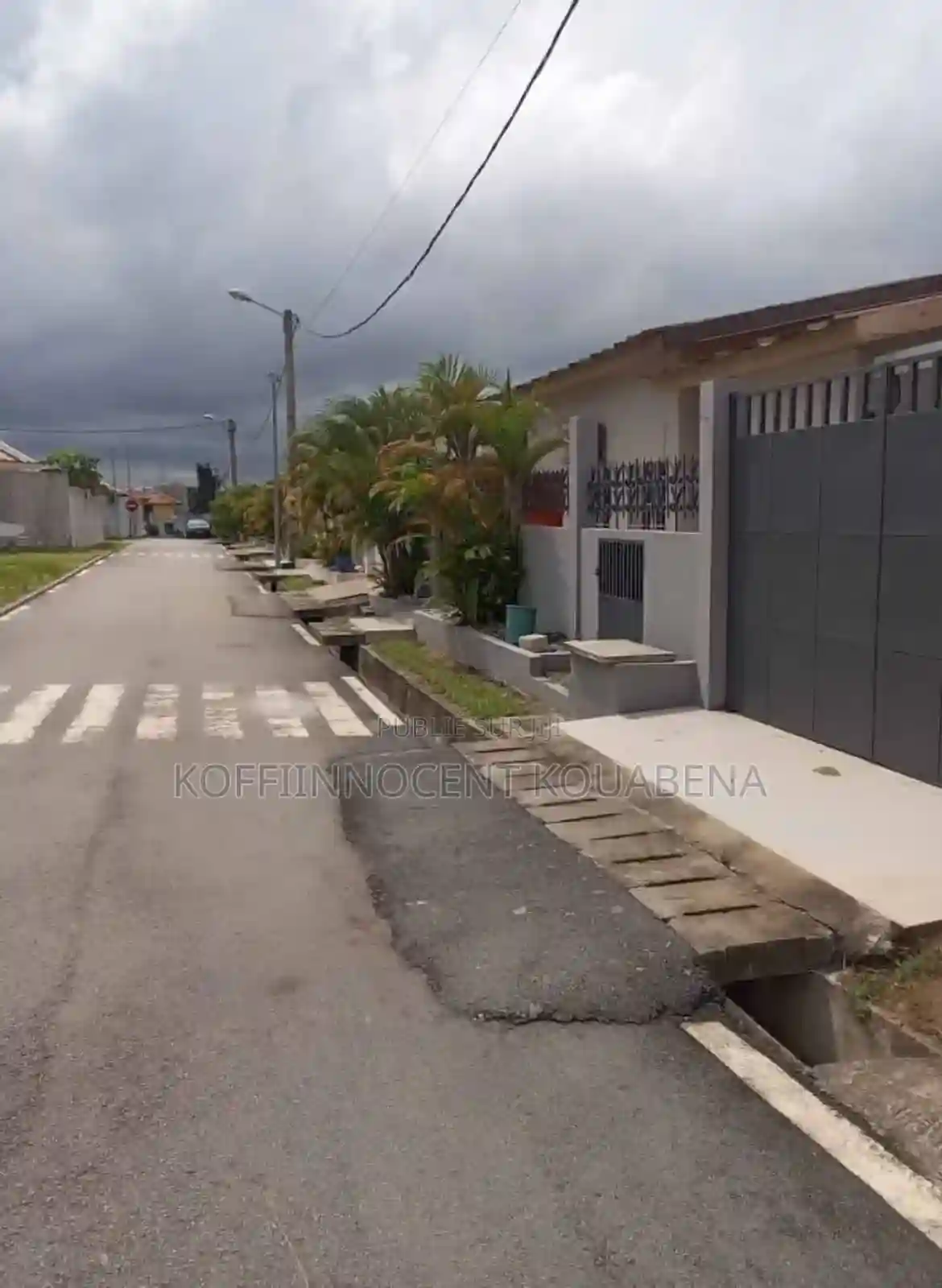 5chbre Villa Dans Cocody à Vendre - Vue 1