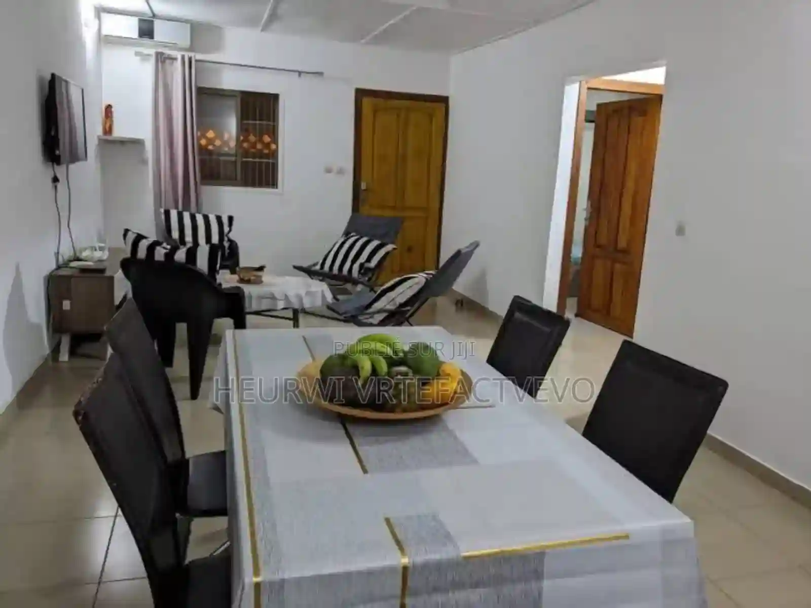 3chbre Villa Dans Yozalem Cocody à Vendre - Vue 3