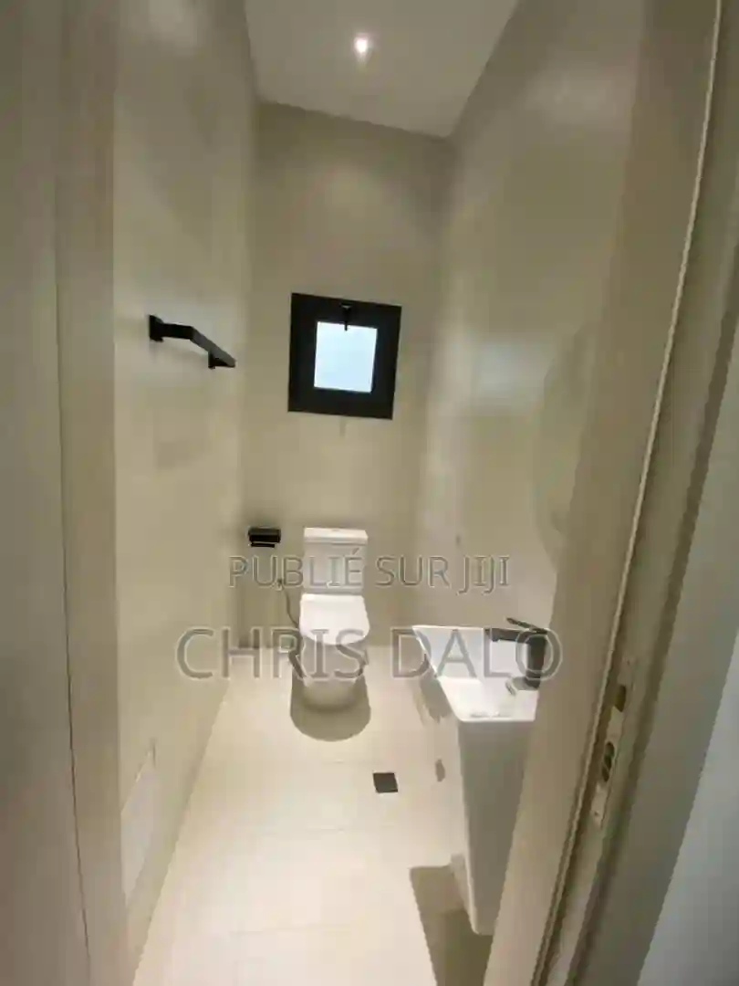 4chbre Duplex Dans Djorobité 1 Cocody à Vendre - Vue 2