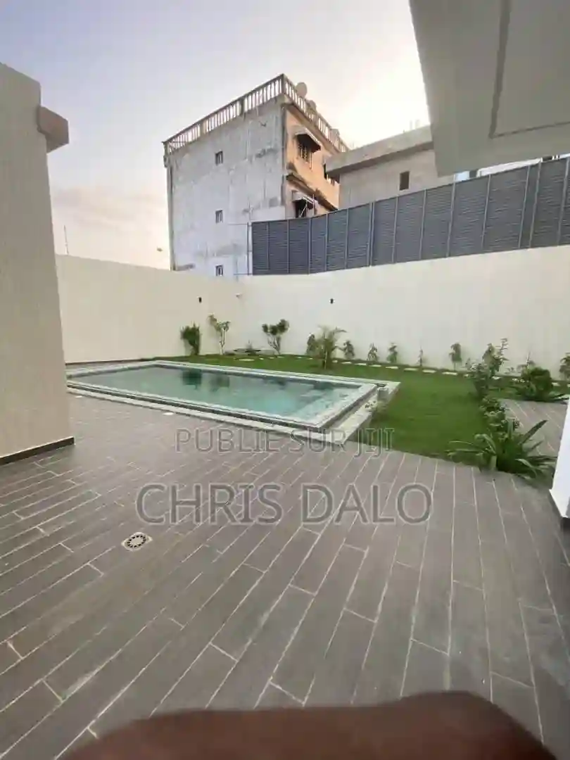 4chbre Duplex Dans Djorobité 1 Cocody à Vendre - Vue 3