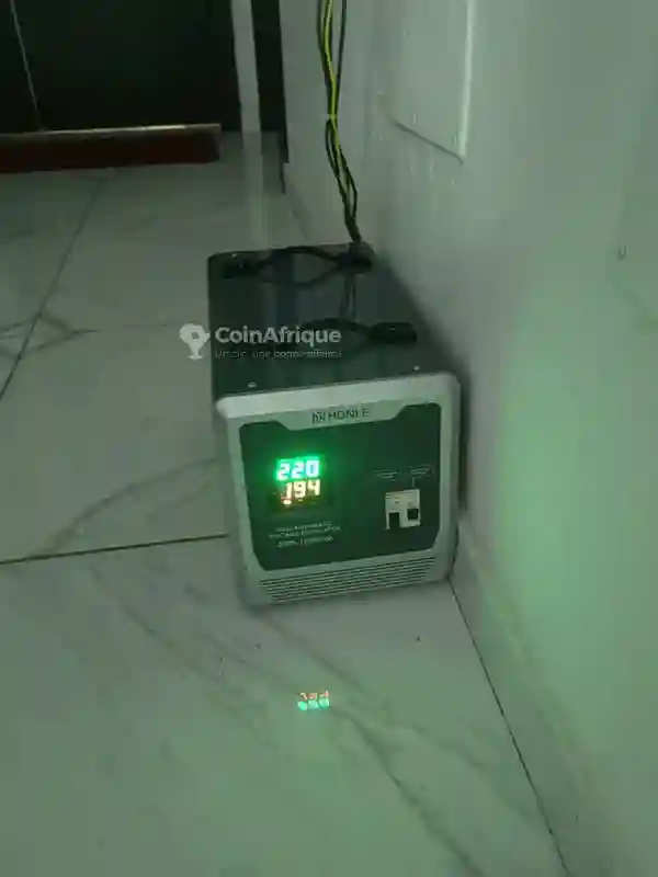 Stabilisateurs Régulateurs de Tension - Vue 2