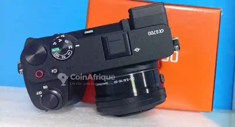 Sony A6700 Sony 16-50mm - Vue 1