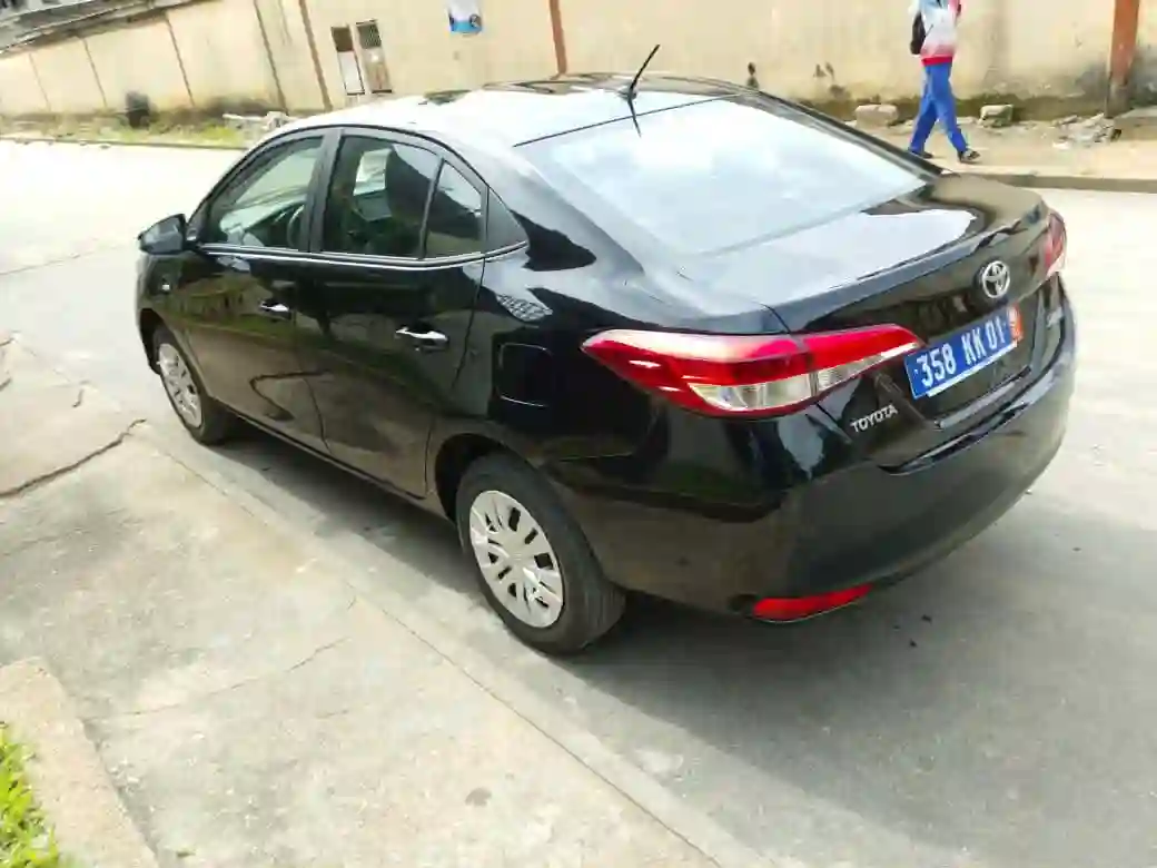 TOYOTA YARIS EN VENTE  - Vue 1