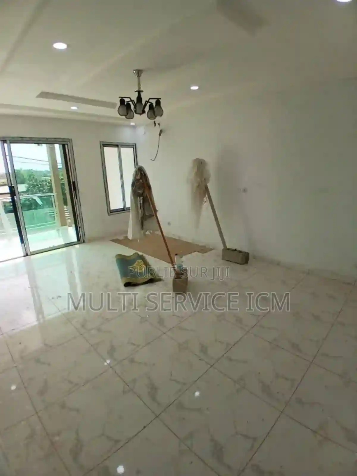 5chbre Duplex Dans Ismaël Coulibaly Bingerville à Vendre - Vue 11