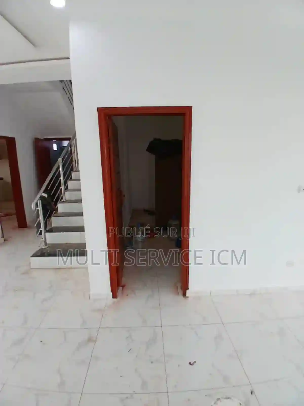 5chbre Duplex Dans Ismaël Coulibaly Bingerville à Vendre - Vue 2