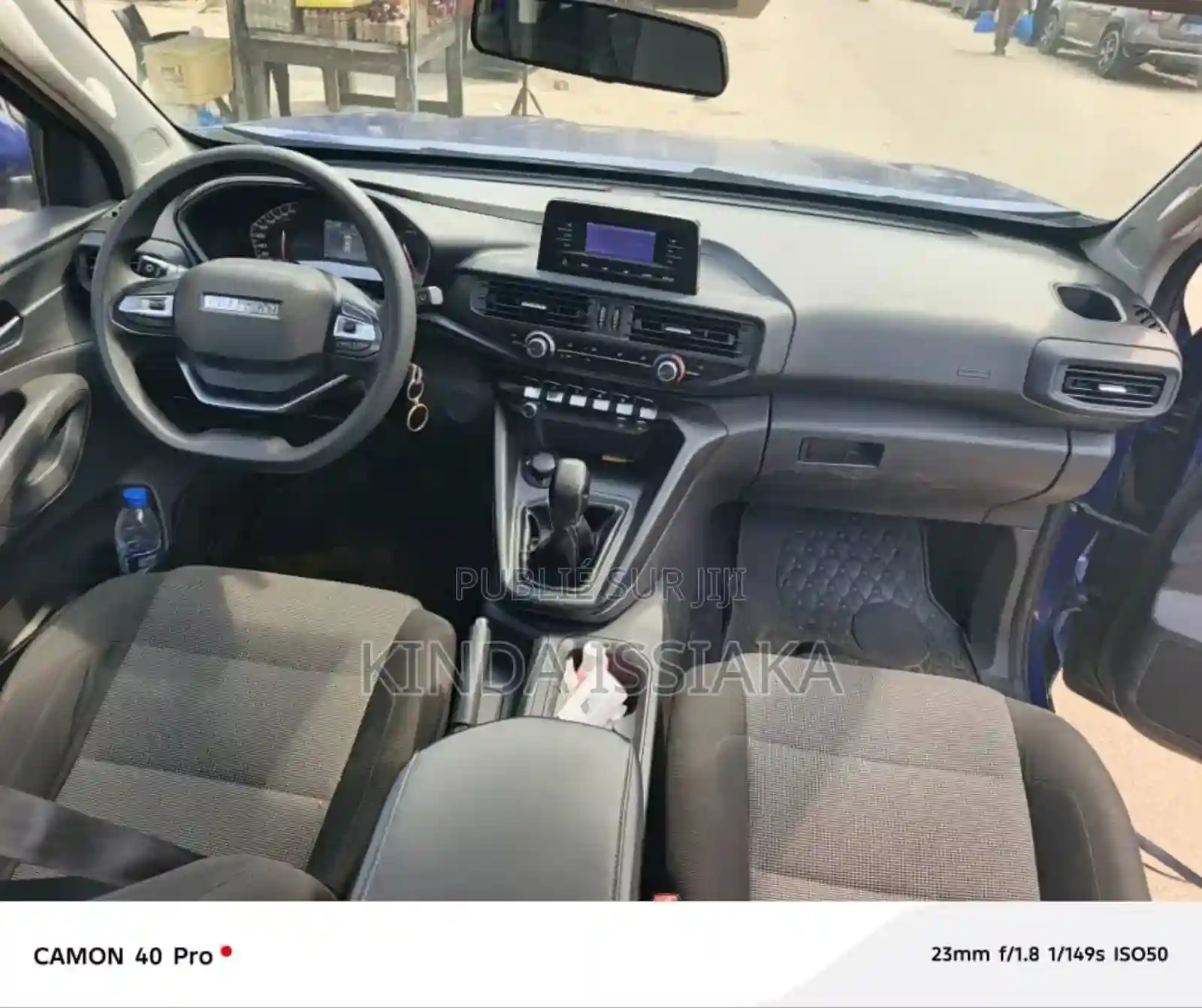 Changan Hunter Plus 20 Petrol 4x4 2022 Blue - Vue 16