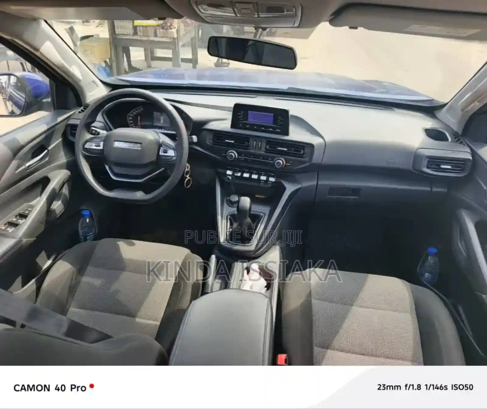 Changan Hunter Plus 20 Petrol 4x4 2022 Blue - Vue 9